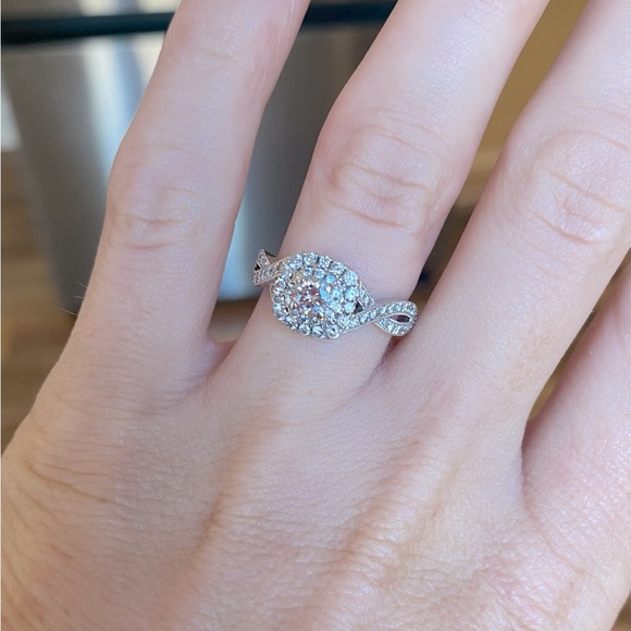 Neil Lane Engagement Ring - Picture 3 of 8